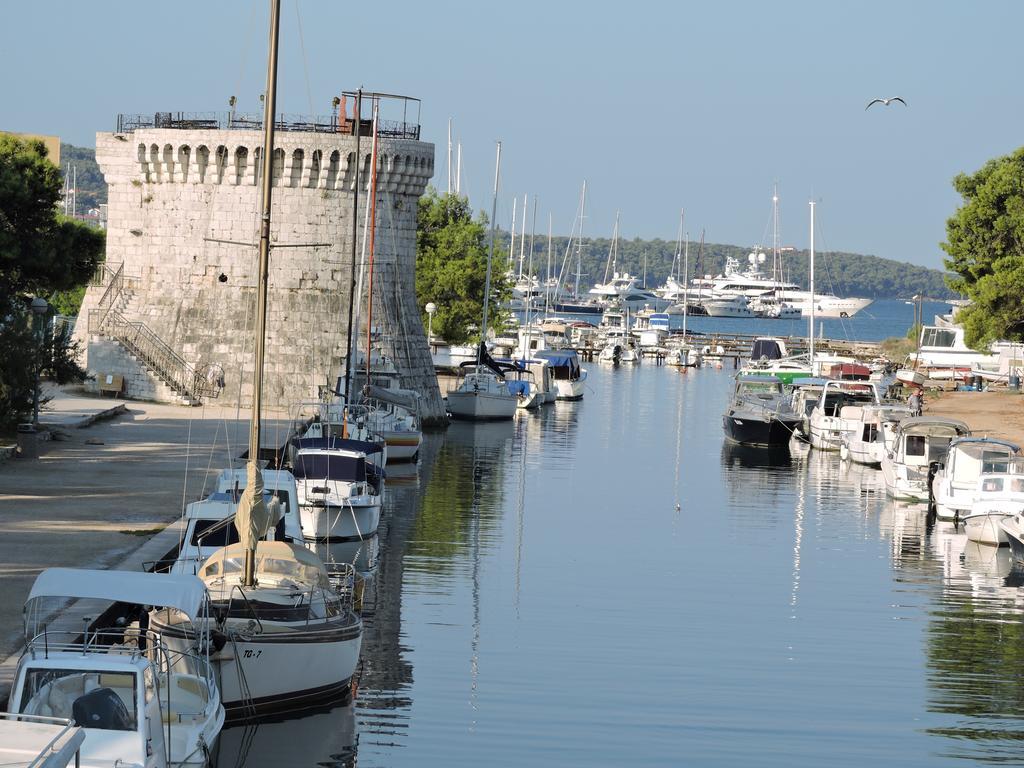 Villa Luna Trogir Exteriör bild