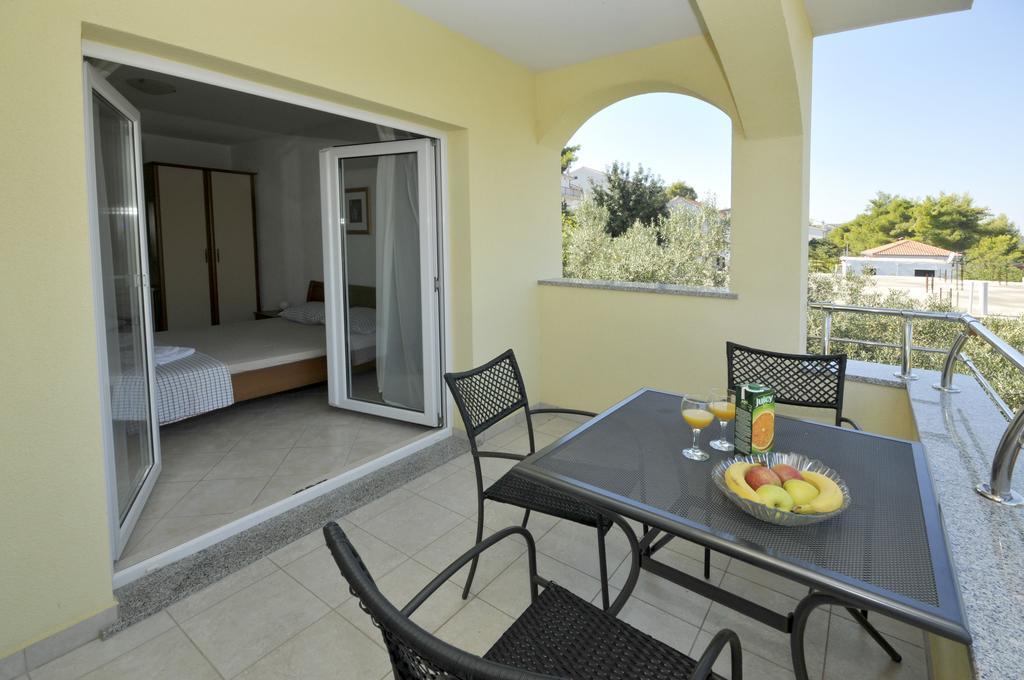 Villa Luna Trogir Exteriör bild