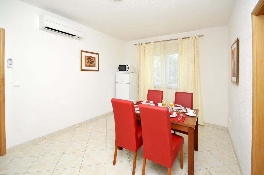 Villa Luna Trogir Exteriör bild