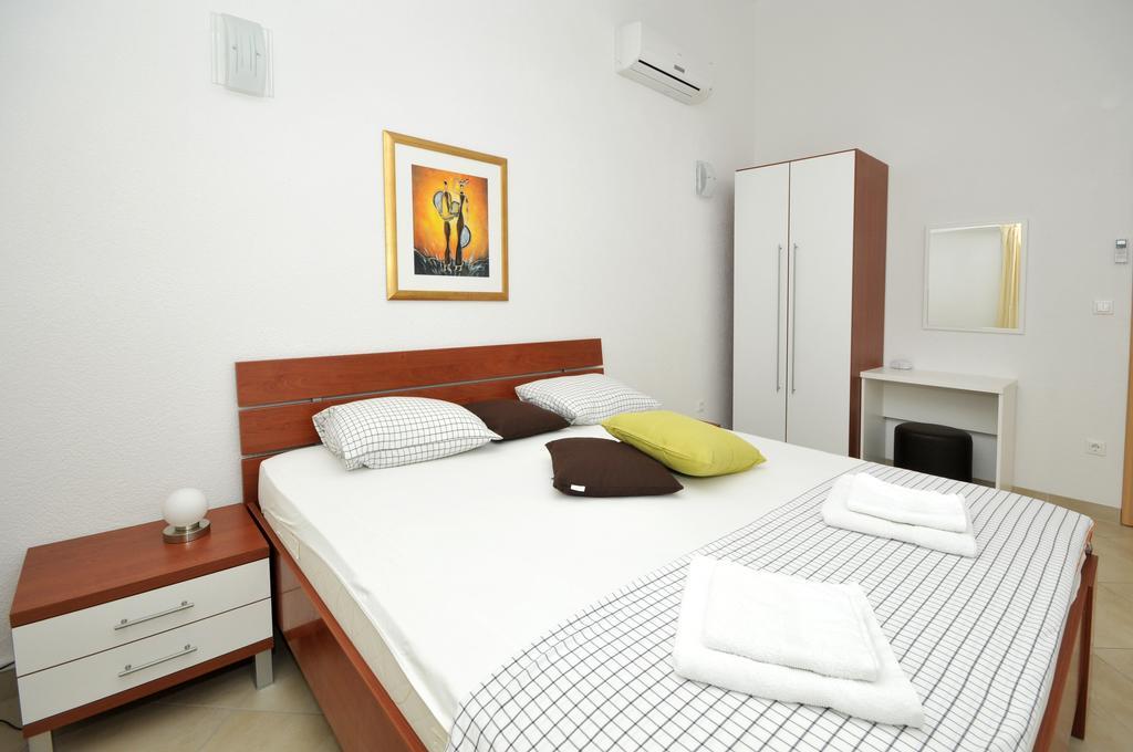Villa Luna Trogir Exteriör bild