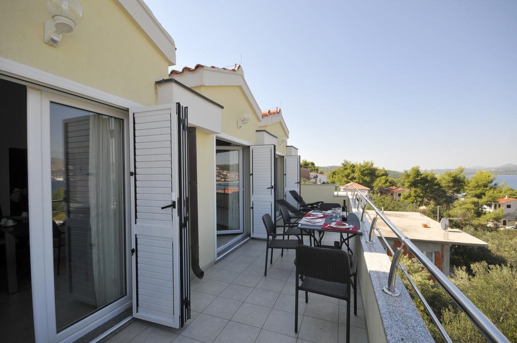 Villa Luna Trogir Exteriör bild