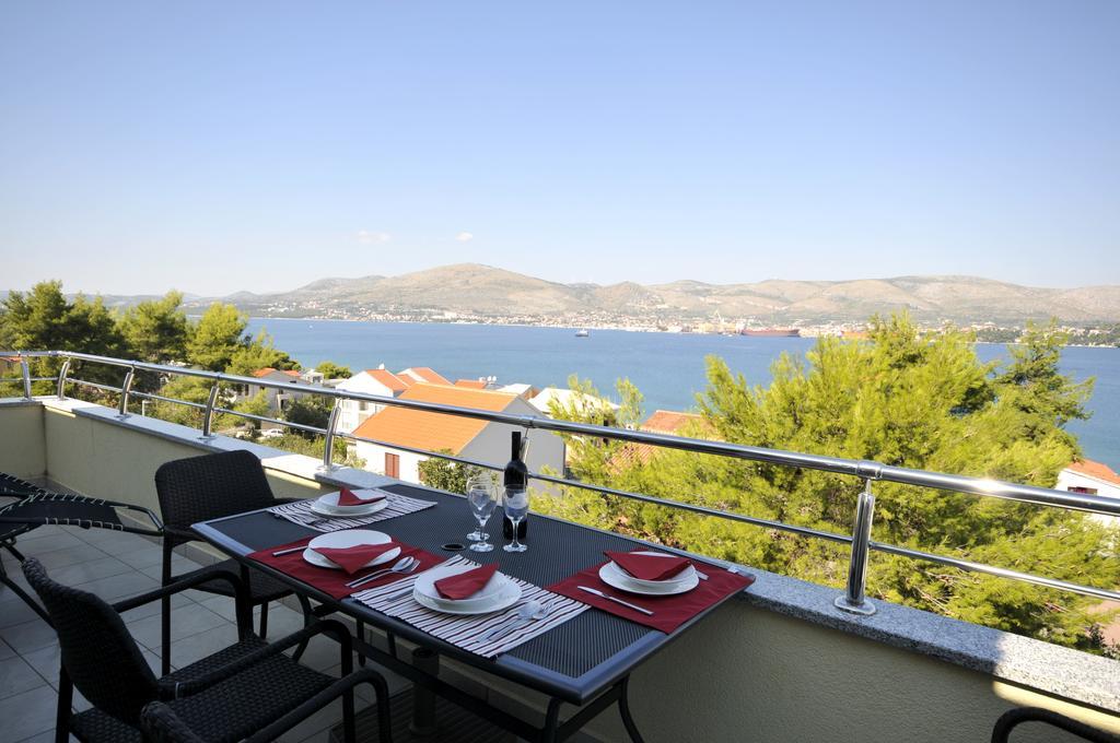 Villa Luna Trogir Exteriör bild