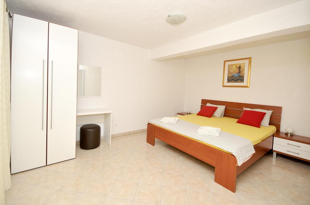 Villa Luna Trogir Exteriör bild